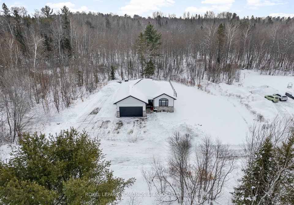 91-sandy-beach-road-laurentian-valley-ontario-x12695520