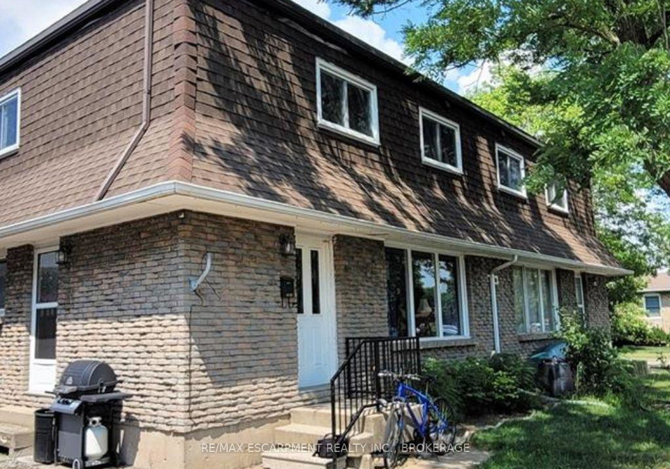 100-endicott-terrace-welland-ontario-x12695836