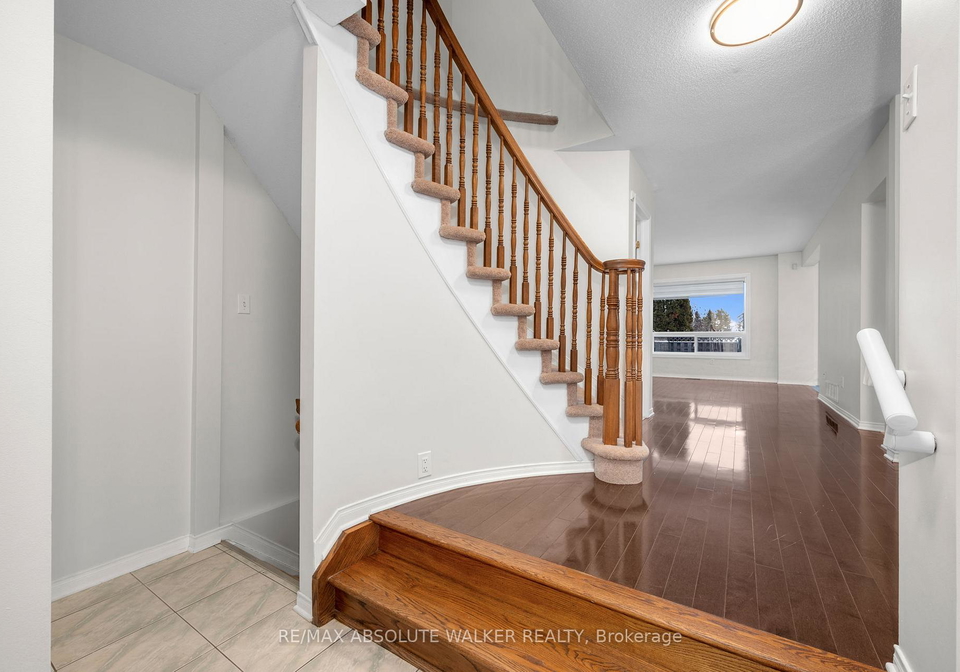 246-mountshannon-drive-ottawa-ontario-x12696176