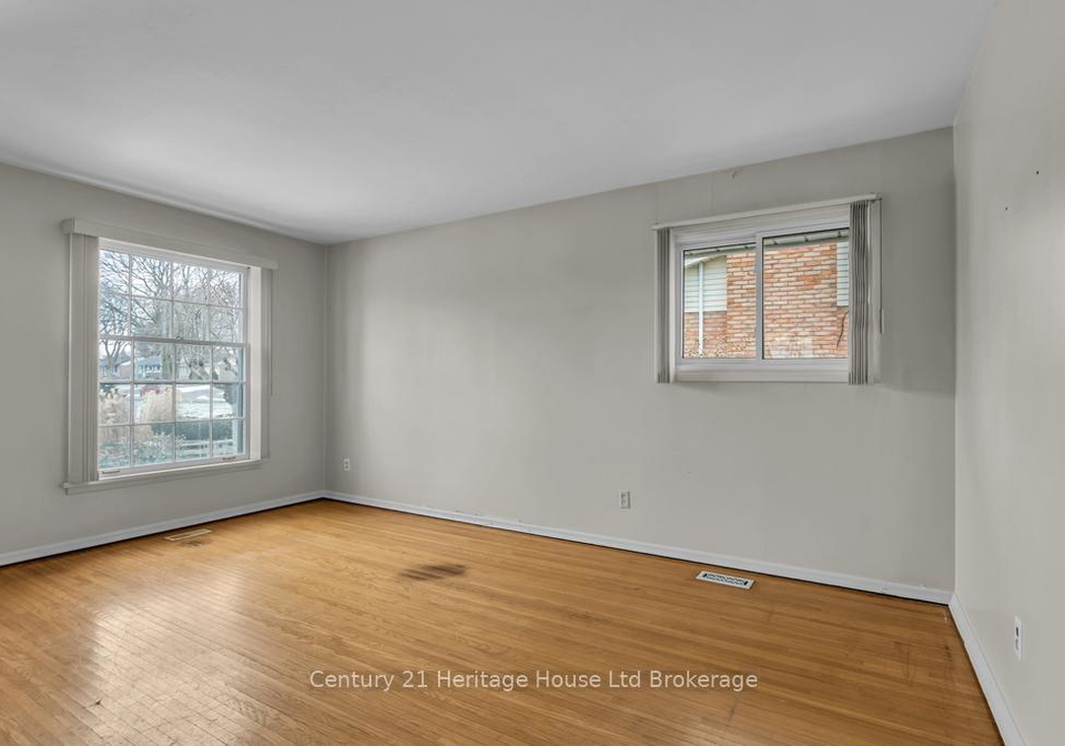 109-lyndale-crescent-woodstock-ontario-x12696198