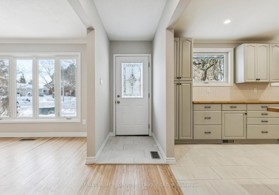 520-teakwood-drive-waterloo-ontario-x12696336