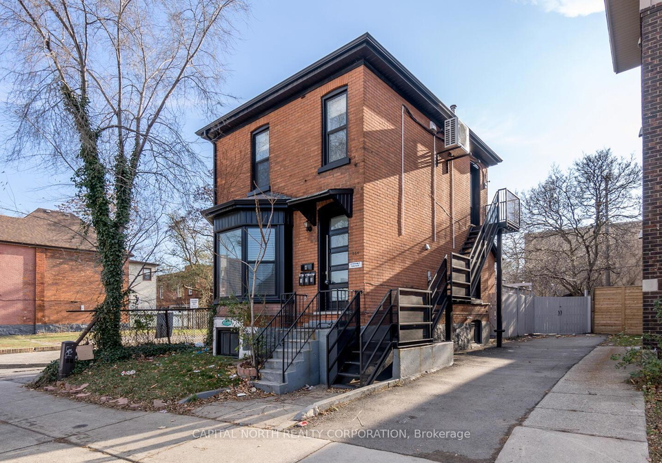 556-king-street-e-hamilton-ontario-x12696858