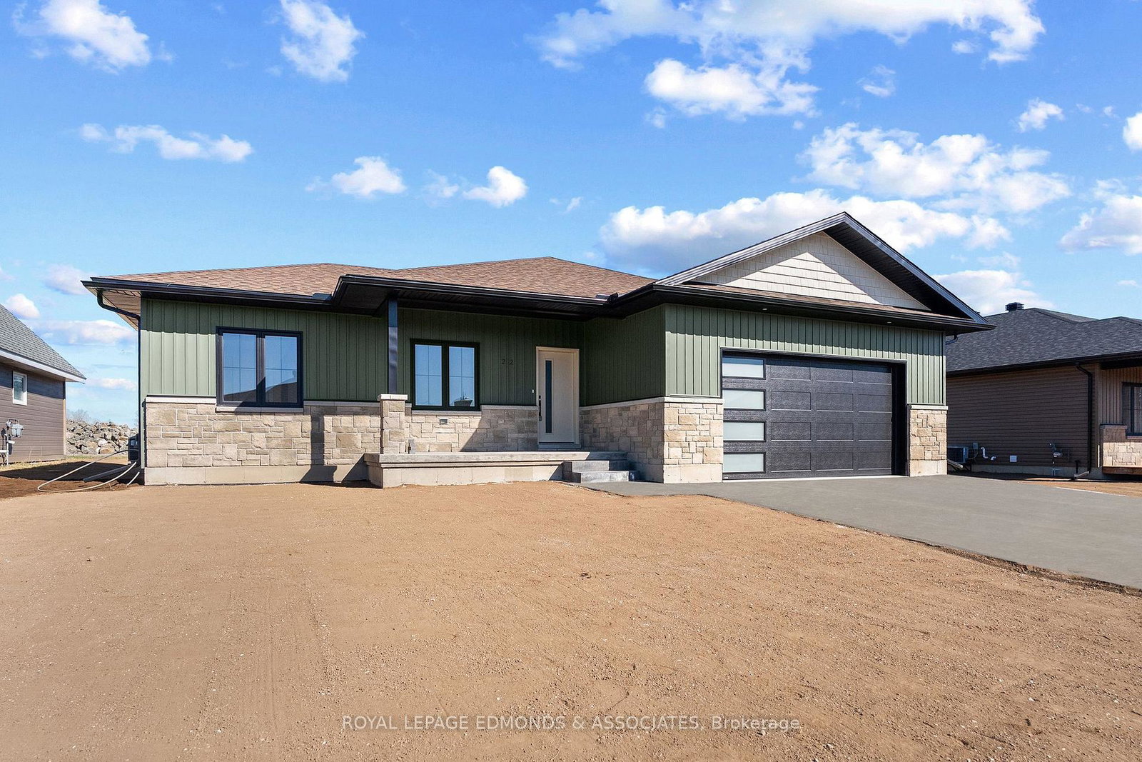 22-bamagillia-street-whitewater-region-ontario-x12697052