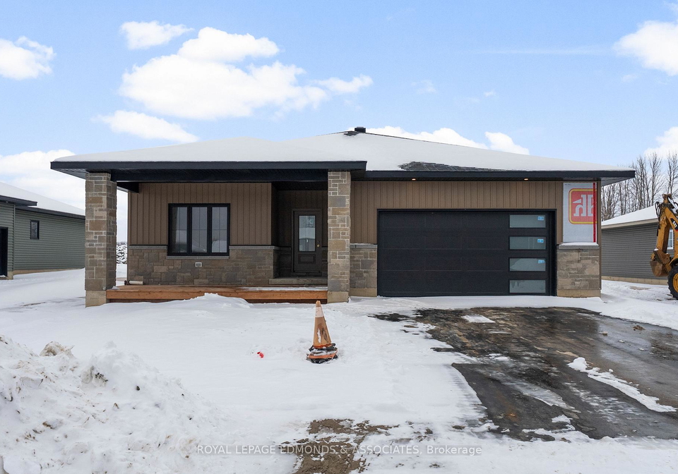 26-bamagillia-street-whitewater-region-ontario-x12697060