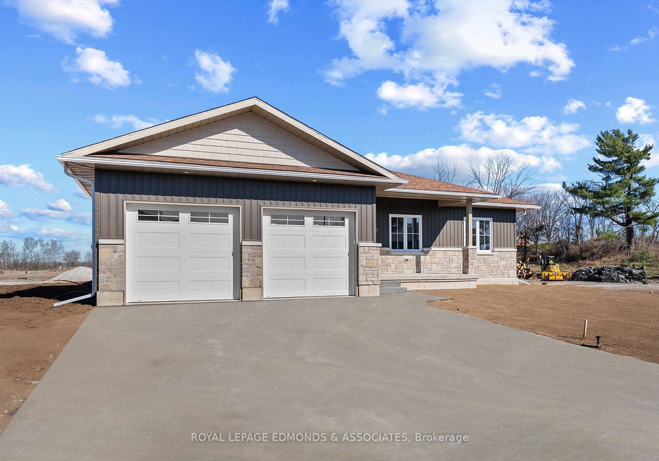 30-bamagillia-street-whitewater-region-ontario-x12697116