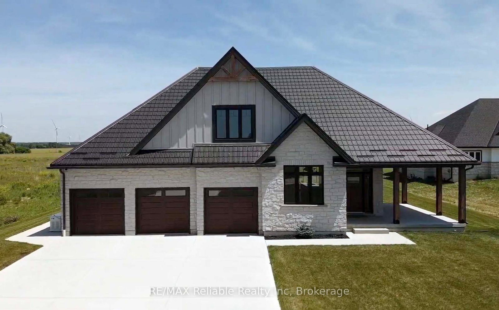 73590-irene-crescent-bluewater-ontario-x12697134