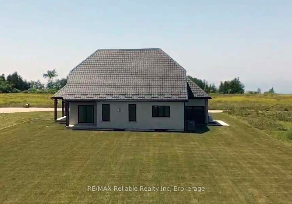 73590-irene-crescent-bluewater-ontario-x12697134