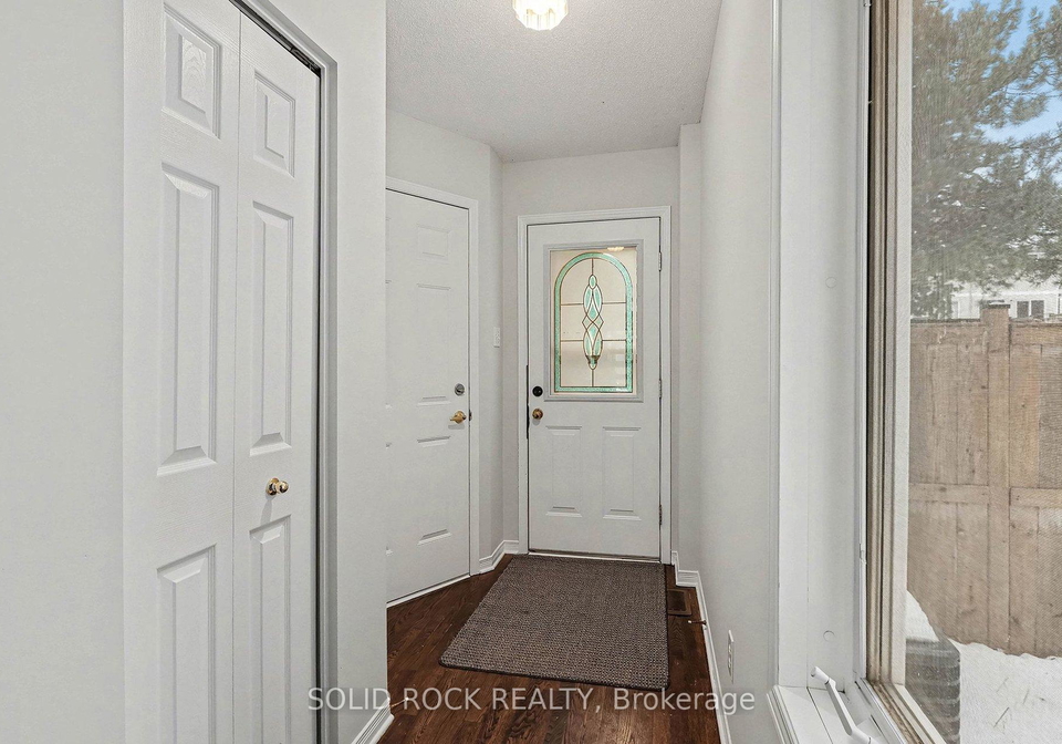 17-festive-private-ottawa-ontario-x12697306
