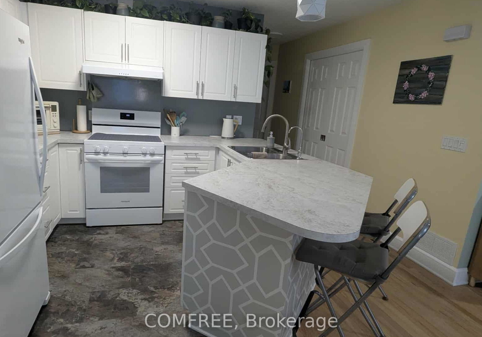 410-grassendale-private-ottawa-ontario-x12697370
