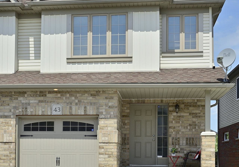 43-curzon-crescent-guelph-ontario-x12697824