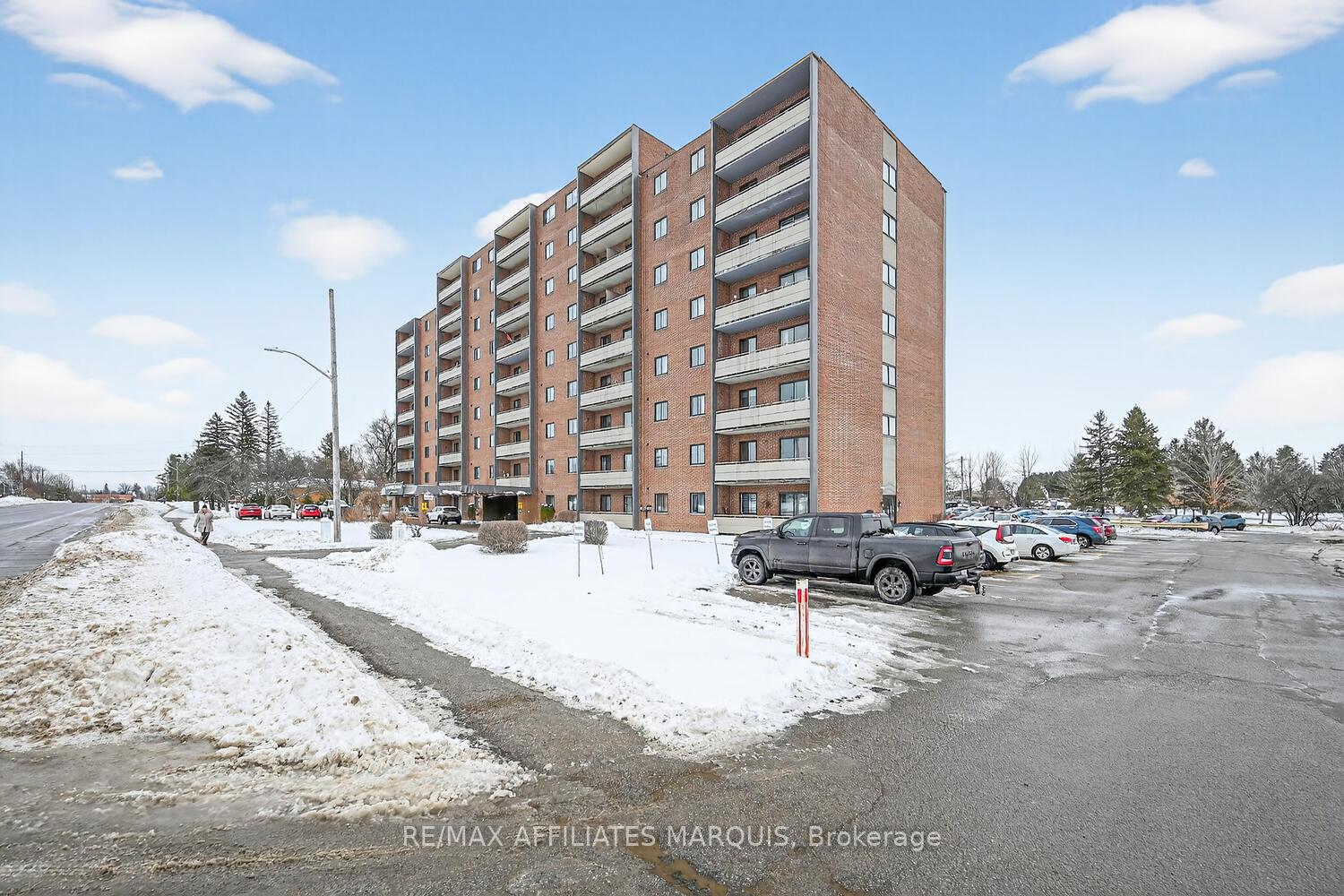 41-sunset-boulevard-perth-ontario-x12697832