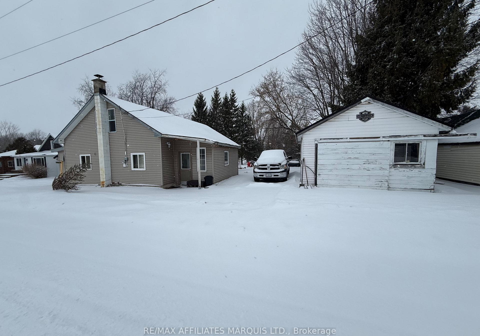 16395-centennial-drive-north-stormont-ontario-x12697866