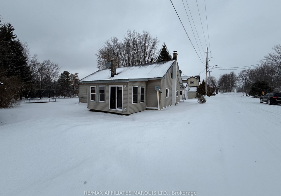 16395-centennial-drive-north-stormont-ontario-x12697866