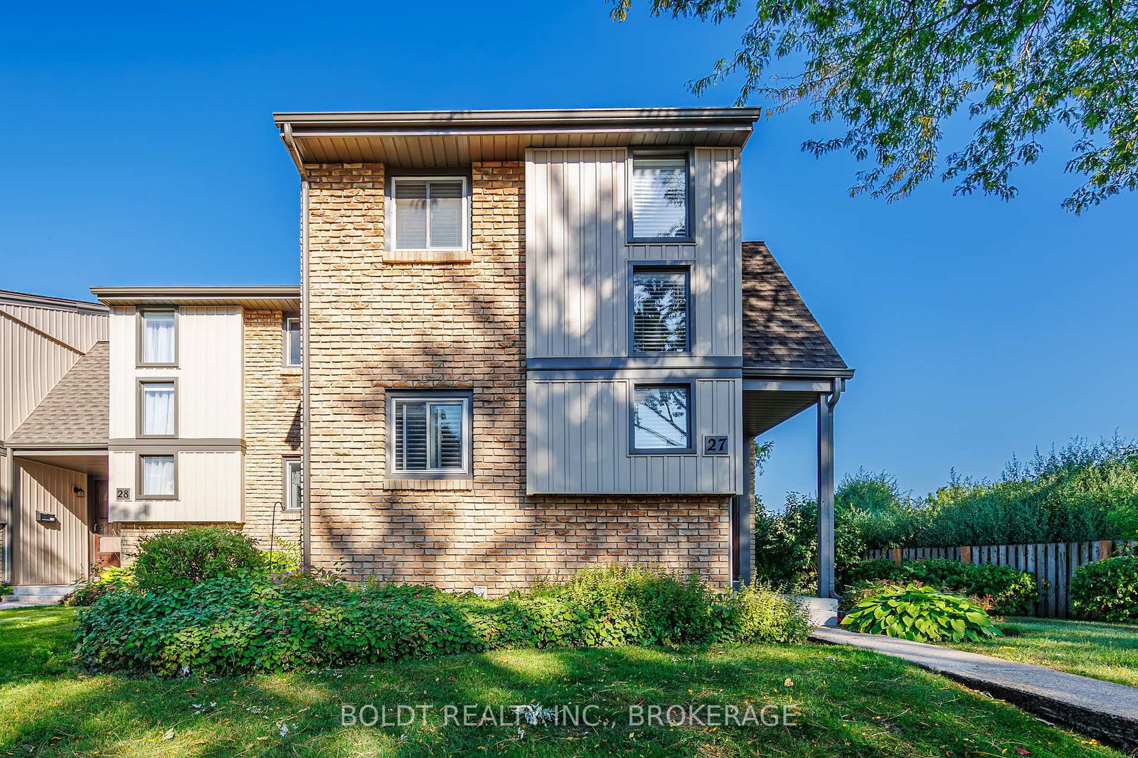 302-vine-street-st-catharines-ontario-x12698324