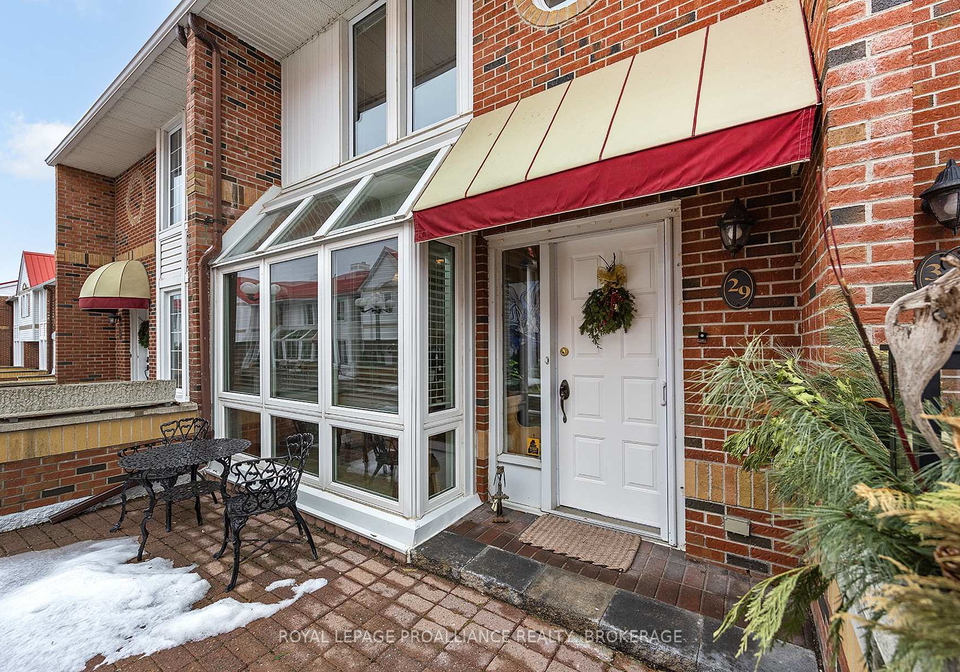 1-place-darmes-kingston-ontario-x12698436