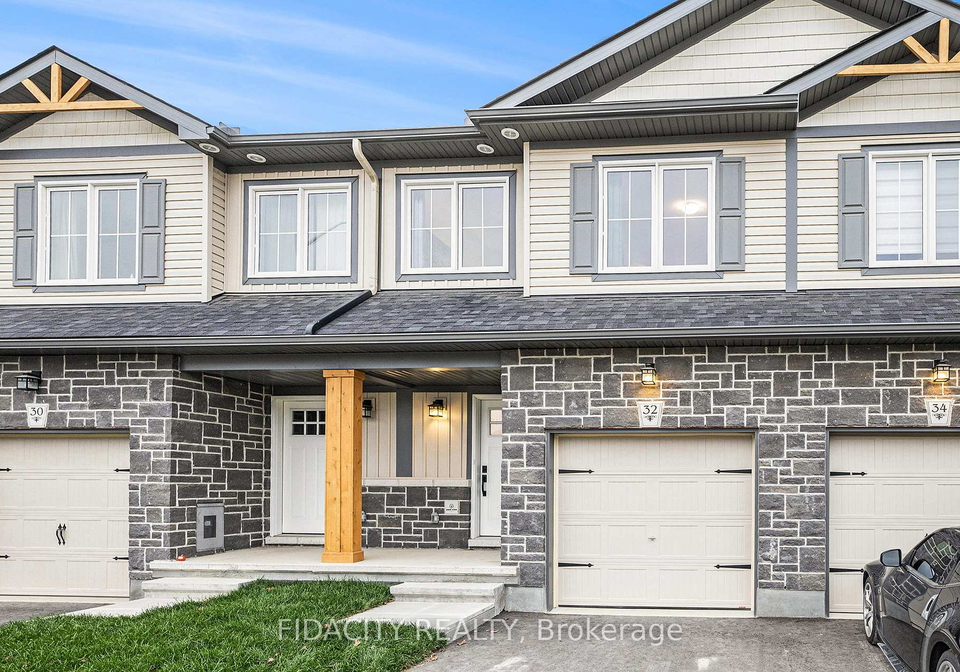 32-whitcomb-crescent-smiths-falls-ontario-x12698578