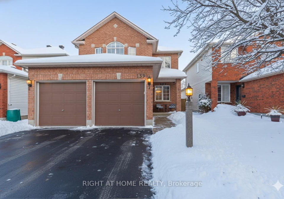 139-locheland-crescent-ottawa-ontario-x12698704