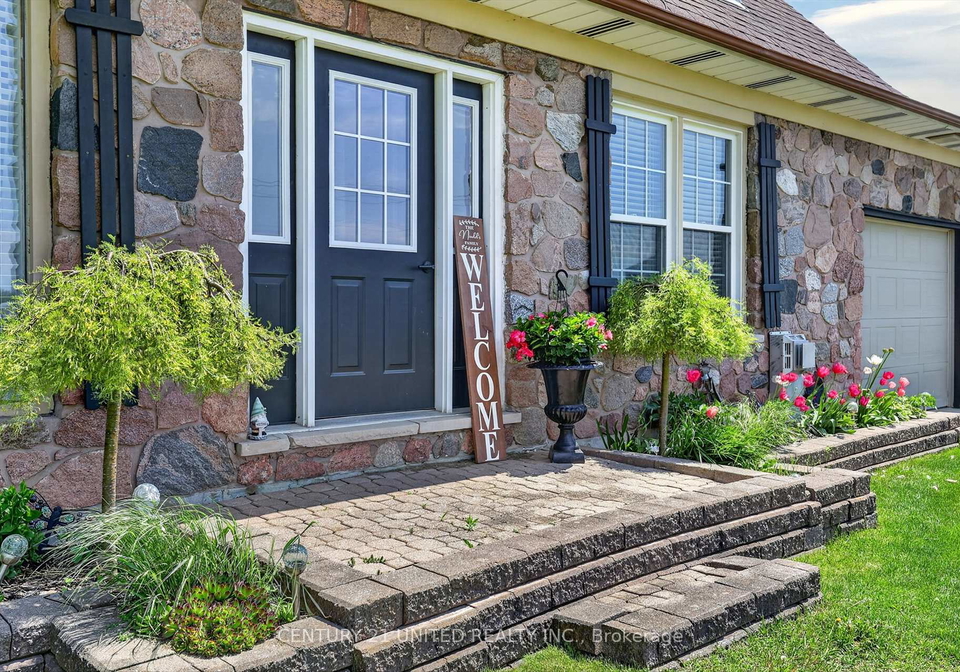 965-hiawatha-line-otonabee-south-monaghan-ontario-x12698830