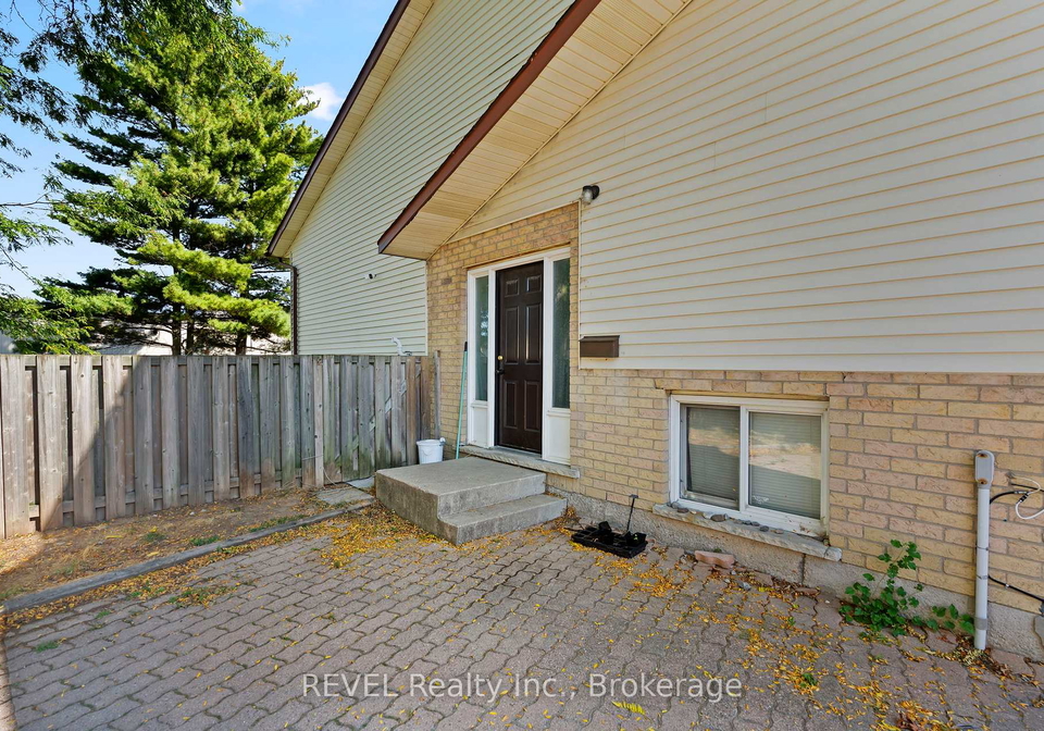 26-vintage-crescent-st-catharines-ontario-x12699068