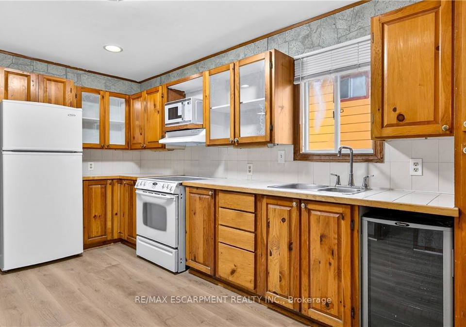 544-quebec-street-hamilton-ontario-x12699076