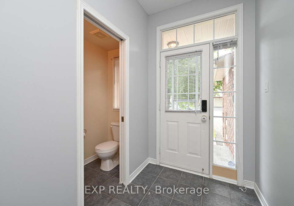 677-wildshore-crescent-ottawa-ontario-x12699752