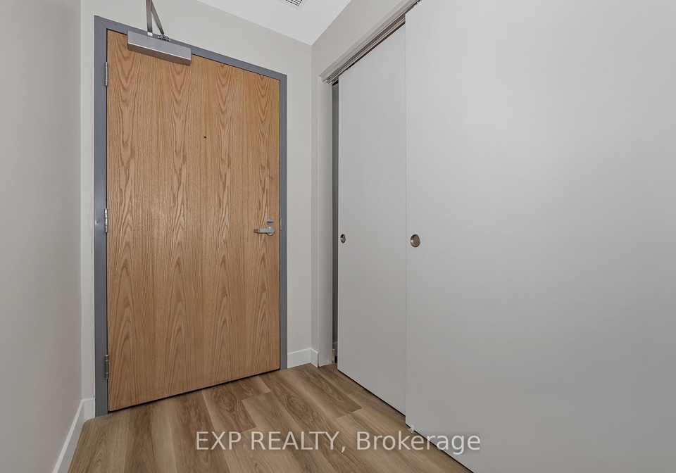 211-armstrong-street-ottawa-ontario-x12700214