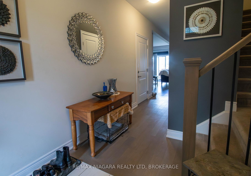 24-manhattan-court-st-catharines-ontario-x12700518