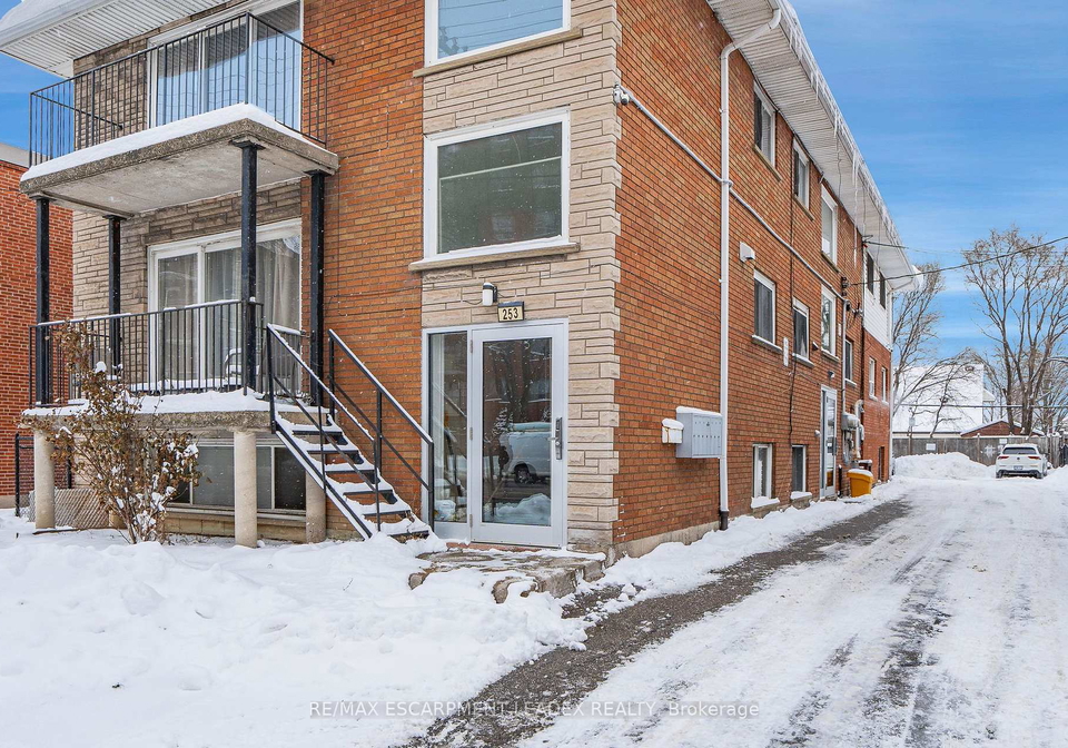 253-mohawk-road-e-hamilton-ontario-x12700592