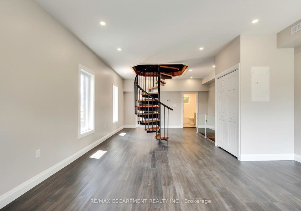 201-victoria-avenue-n-hamilton-ontario-x12700714