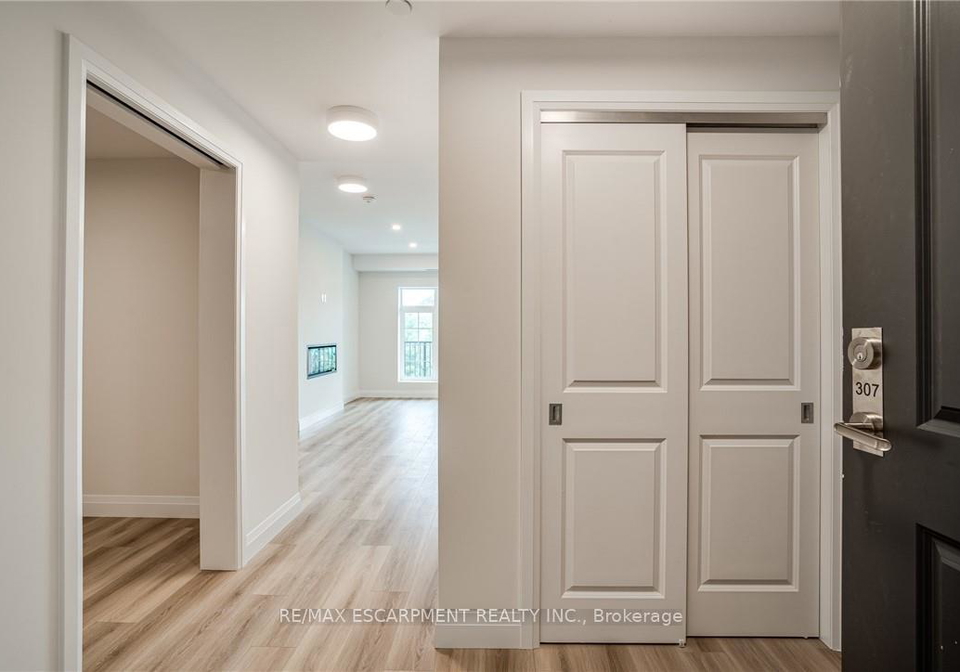 153-wilson-street-w-hamilton-ontario-x12700878