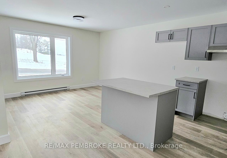 135-bell-street-pembroke-ontario-x12700918