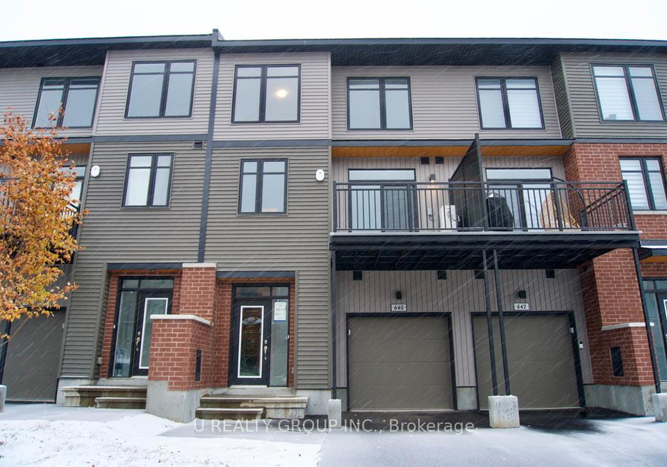 640-corporal-private-ottawa-ontario-x12700986