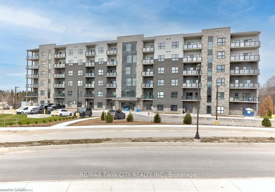 1100-lackner-place-kitchener-ontario-x12701300