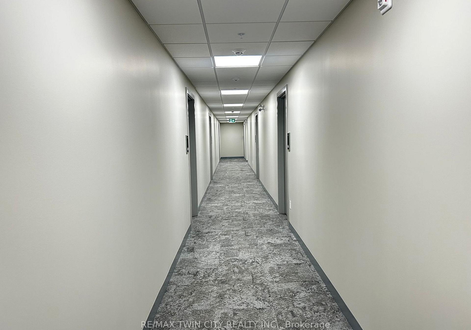 1100-lackner-place-kitchener-ontario-x12701300