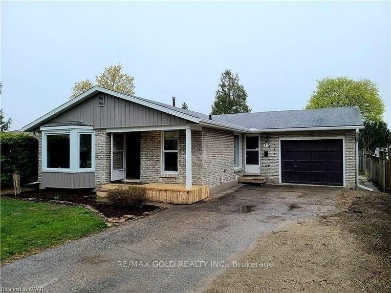 75-pepperwood-crescent-kitchener-ontario-x12701322