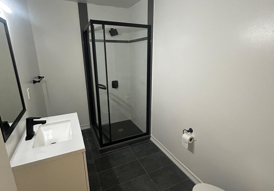 1745-hunter-street-w-peterborough-ontario-x12701334