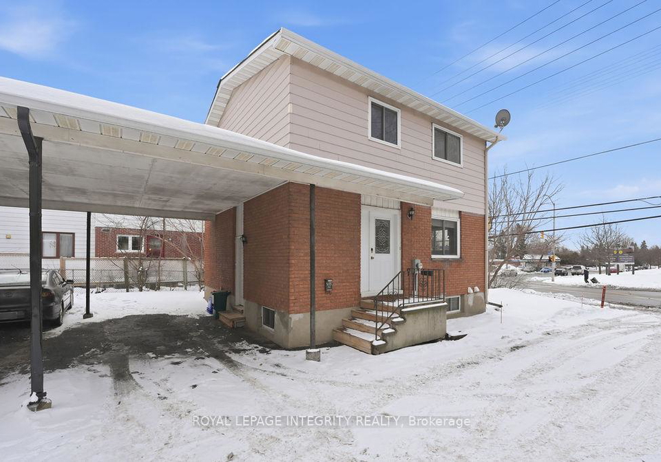 2035-st-laurent-boulevard-ottawa-ontario-x12702034