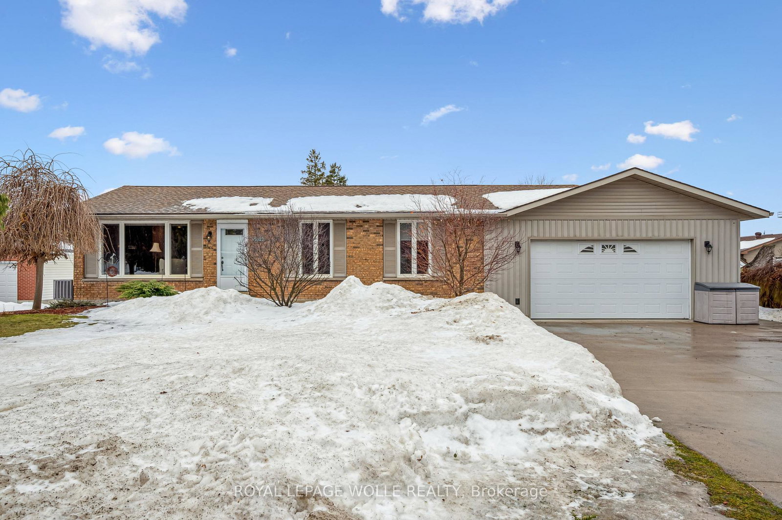 3972-burns-street-perth-east-ontario-x12702116