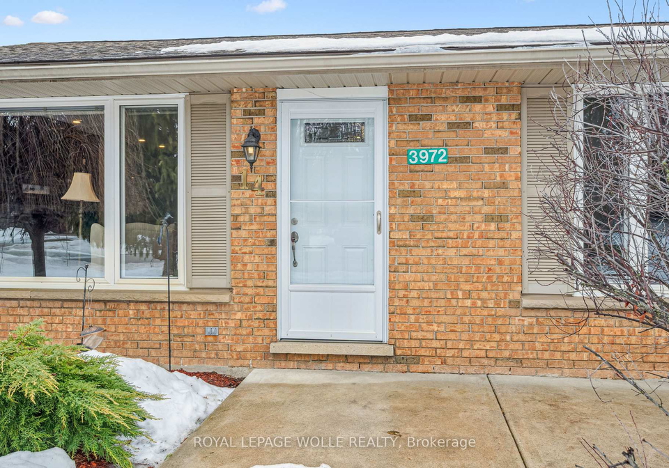 3972-burns-street-perth-east-ontario-x12702116