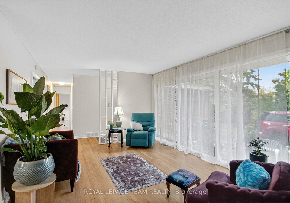 46-quinpool-crescent-ottawa-ontario-x12702206