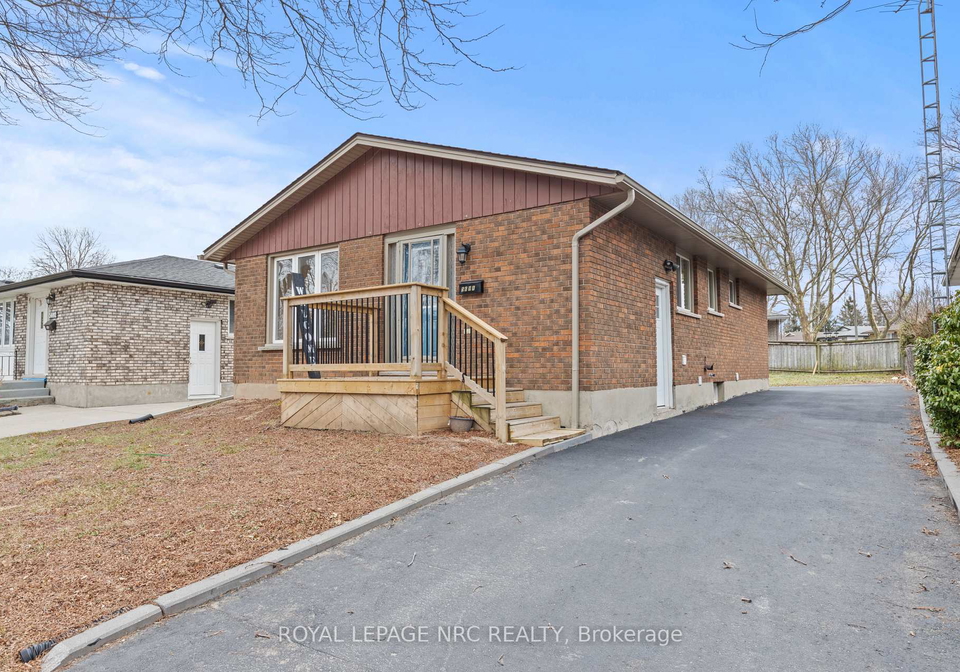 5698-heritage-drive-niagara-falls-ontario-x12702290