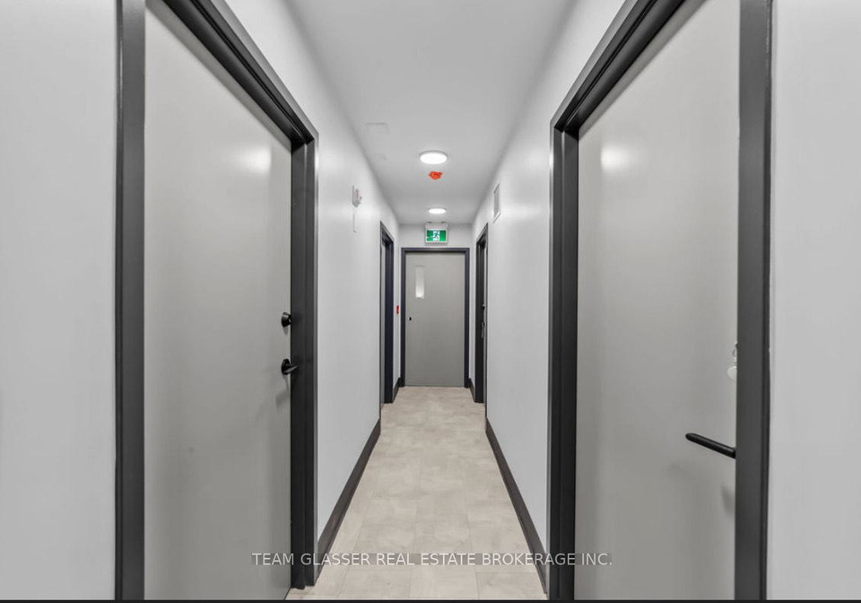 400-scenic-drive-london-south-ontario-x12702372