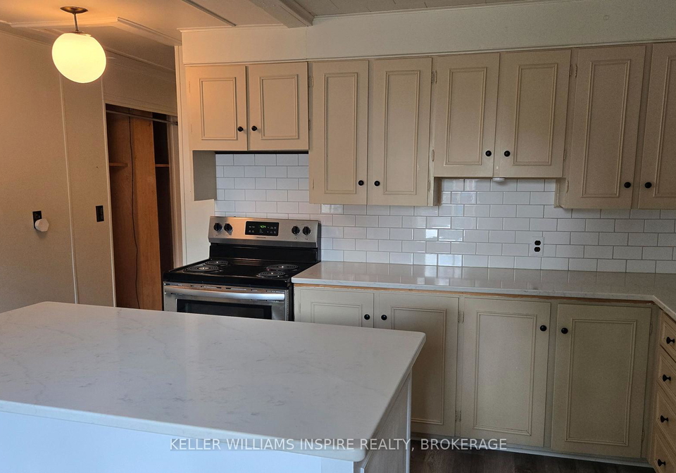 22-mccoll-street-quinte-west-ontario-x12702504