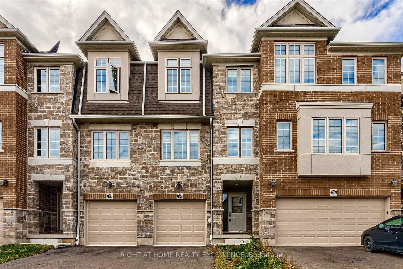 128-ian-ormston-drive-kitchener-ontario-x12703086