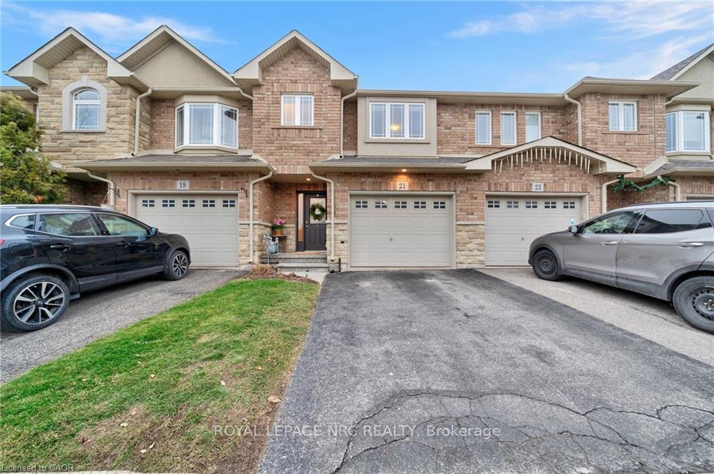 21-periwinkle-drive-hamilton-ontario-x12703392