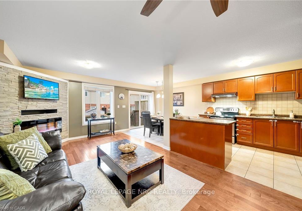 21-periwinkle-drive-hamilton-ontario-x12703392