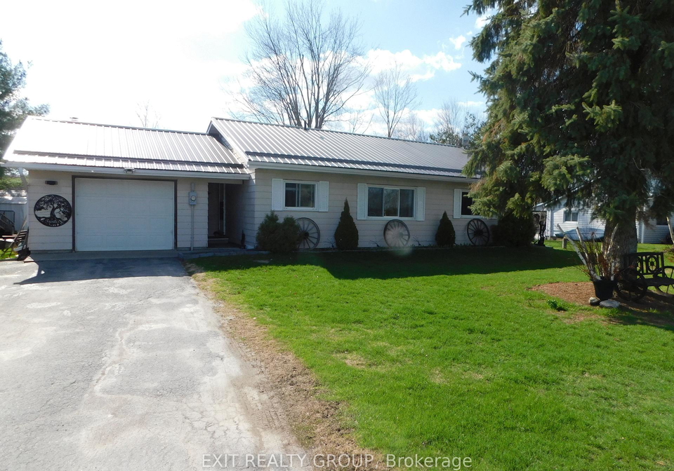 151-stoco-road-tweed-ontario-x12703432