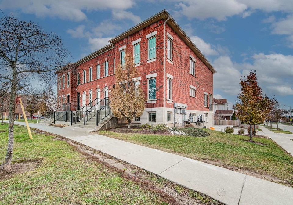 27max-becker-drive-kitchener-ontario-x12703534