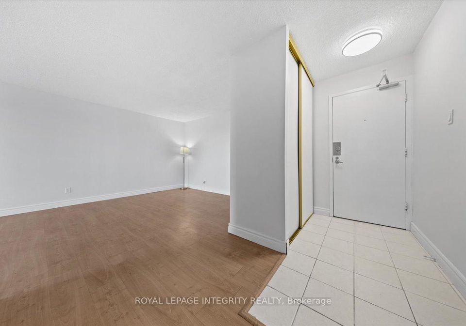 900-dynes-road-mooneys-bay-carleton-heights-and-area-ottawa-ontario-x12703882
