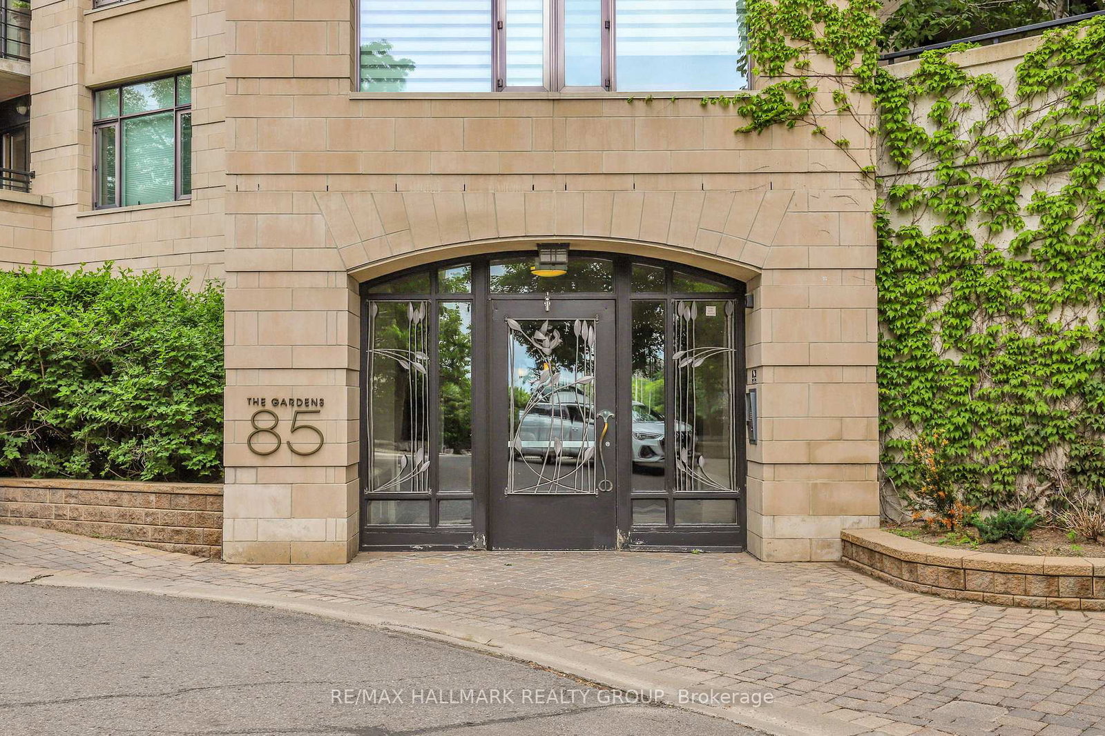 85-bronson-avenue-ottawa-ontario-x12704086